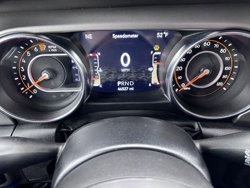 Used 2022 Jeep Wrangler Unlimited Sport image 14