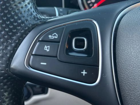 Used 2017 Mercedes-Benz E 300 4MATIC w/ Premium 1 Package image 47