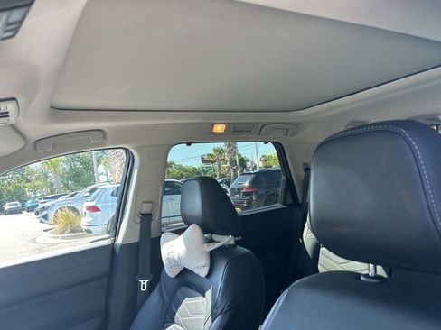 Used 2022 Nissan Pathfinder Platinum w/ Cargo Package image 13