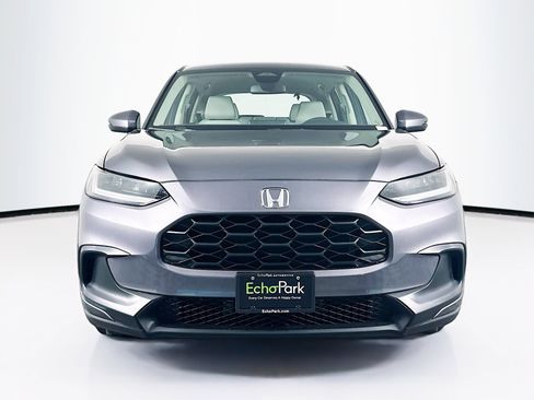 Used 2023 Honda HR-V LX image 2