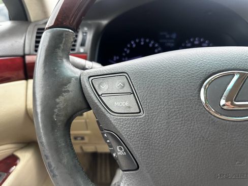 Used 2007 Lexus LS 460 image 27