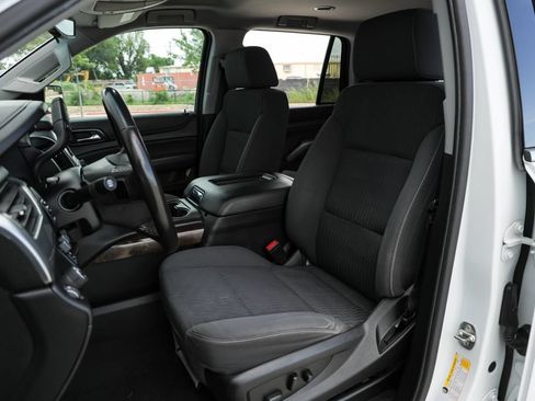 Used 2020 Chevrolet Tahoe LS w/ Enhanced Driver Alert Package RWD image 14