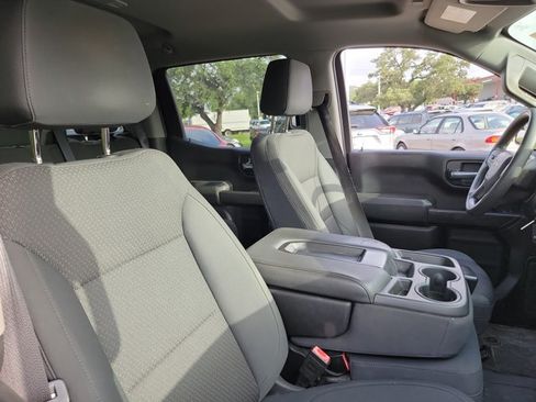 Used 2020 Chevrolet Silverado 1500 Custom w/ Custom Value Package RWD image 14