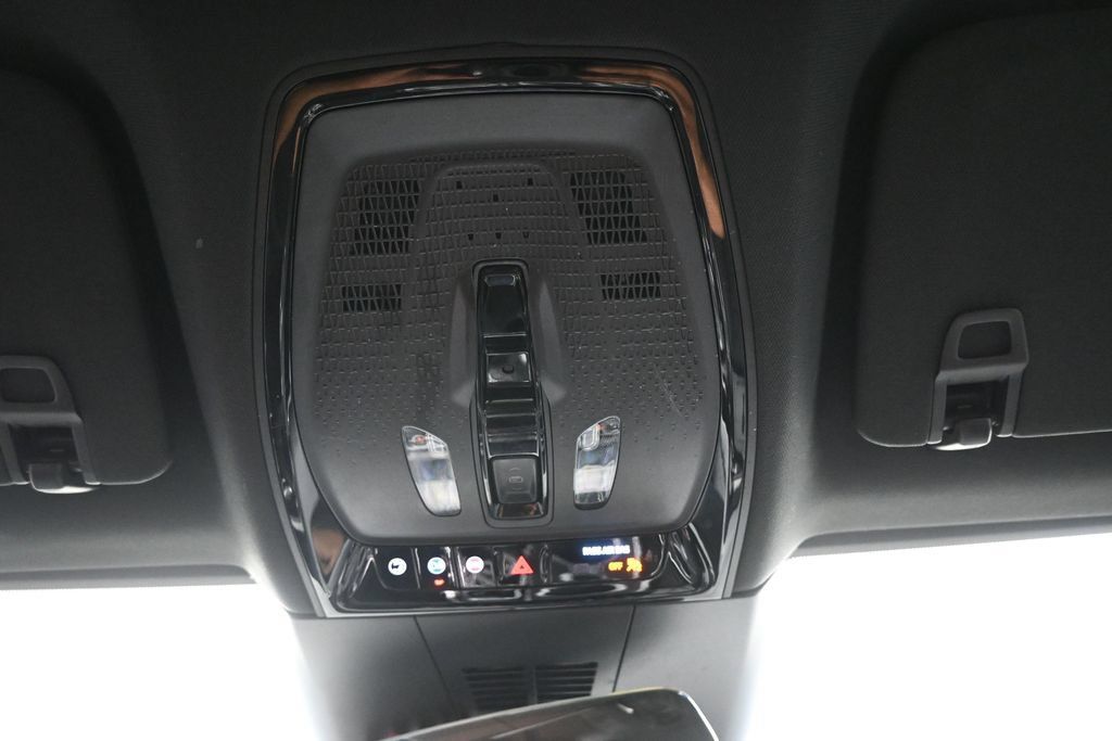 Used 2024 Cadillac Lyriq Luxury RWD image 28