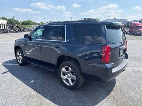 Used 2019 Chevrolet Tahoe LT w/ Luxury Package AWD/4WD image 3