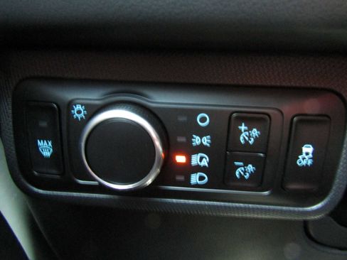 Used 2023 Ford Mustang Mach-E Premium RWD image 17