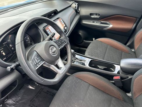 Certified 2023 Nissan Kicks SR FWD image 10