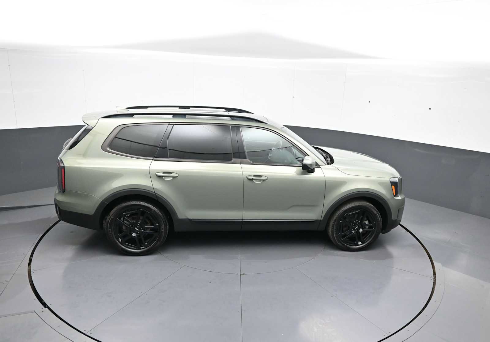 Used 2024 Kia Telluride EX X-Line AWD/4WD image 39