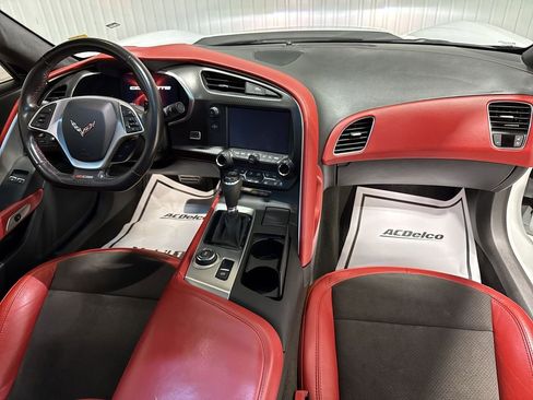 Used 2016 Chevrolet Corvette Z06 w/ 3LZ Preferred Equipment Group image 21
