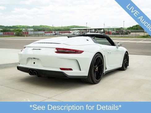 Used 2019 Porsche 911 Speedster image 3