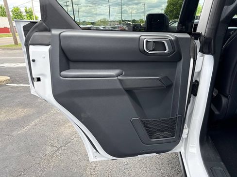 New 2026 Ford Bronco Badlands w/ Sasquatch Package AWD/4WD image 38