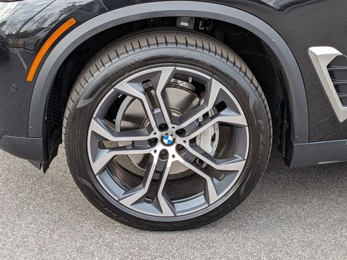 Used 2024 BMW X5 xDrive40i w/ Premium Package image 10