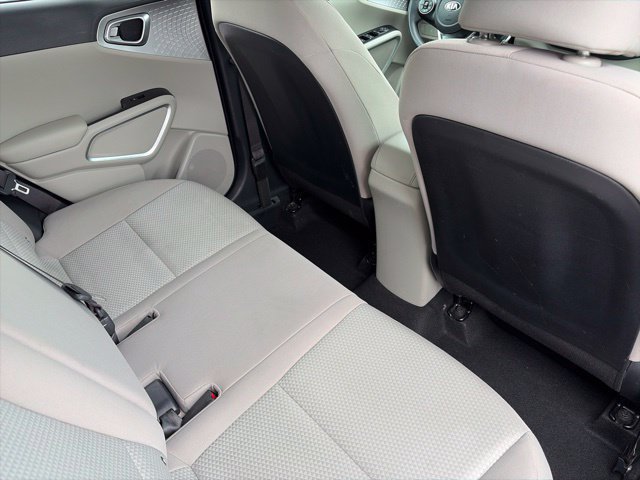Used 2020 Kia Soul LX FWD image 6