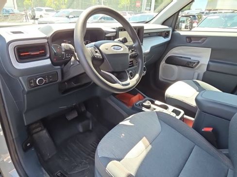 Used 2023 Ford Maverick XLT FWD image 9