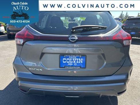 New 2025 Nissan Kicks Play S image 24