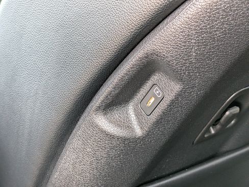 Used 2023 Kia Sportage EX FWD image 15