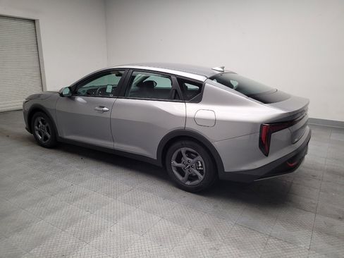 Used 2025 Kia K4 FWD image 3