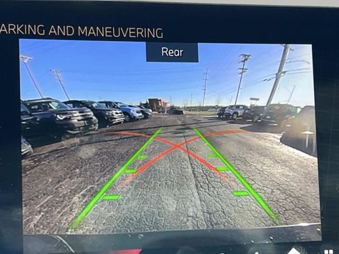 Used 2025 BMW 330i xDrive 330i xDrive Sedan AWD image 37