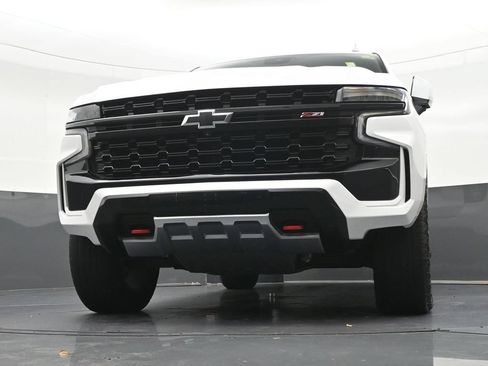 Used 2023 Chevrolet Tahoe Z71 w/ Luxury Package AWD/4WD image 29