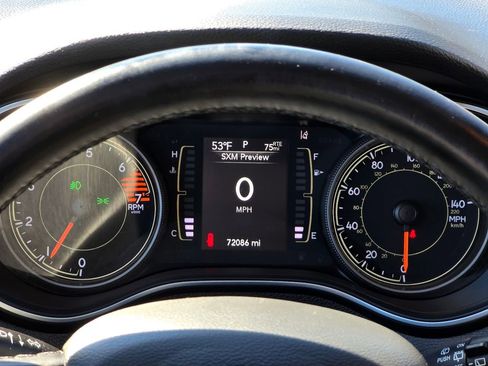 Used 2021 Jeep Cherokee Latitude Plus image 6