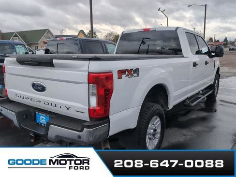 Certified 2019 Ford F350 XLT w/ XLT Value Package image 4