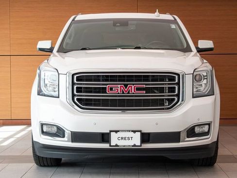 Used 2016 GMC Yukon SLT AWD/4WD image 2