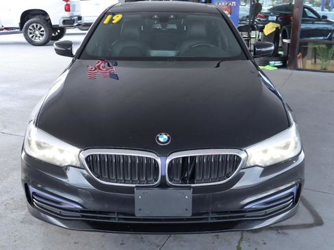 Used 2019 BMW 530i xDrive w/ Convenience Package image 11