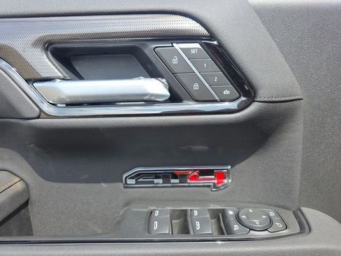 New 2026 GMC Sierra 1500 AT4 w/ AT4 Premium Package AWD/4WD image 28