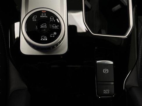 New 2026 Mitsubishi Outlander LE AWD/4WD image 58