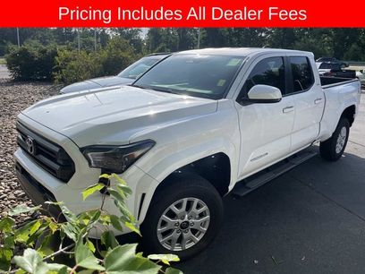 Used 2025 Toyota Tacoma SR5