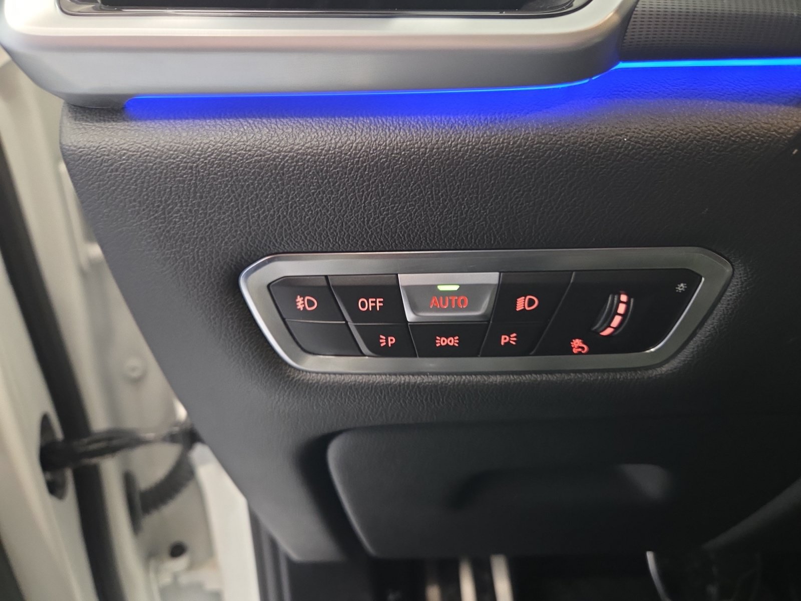 Used 2020 BMW X5 xDrive40i AWD/4WD image 24