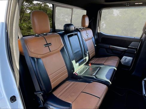 Certified 2021 Ford F150 Platinum w/ Equipment Group 701A High image 28