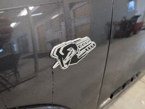 New 2026 RAM 1500 4x4 Crew Cab image 7