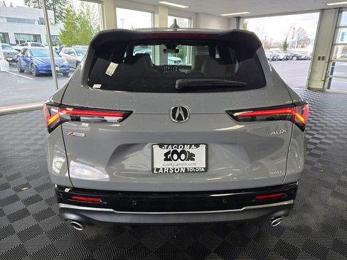 Used 2025 Acura ADX A-Spec image 4