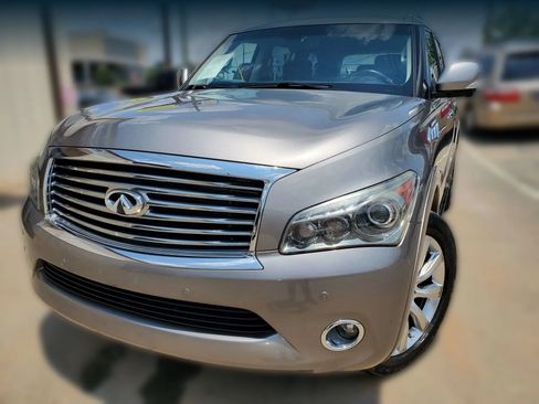 Used 2014 INFINITI QX80 4WD w/ Theater Package image 6