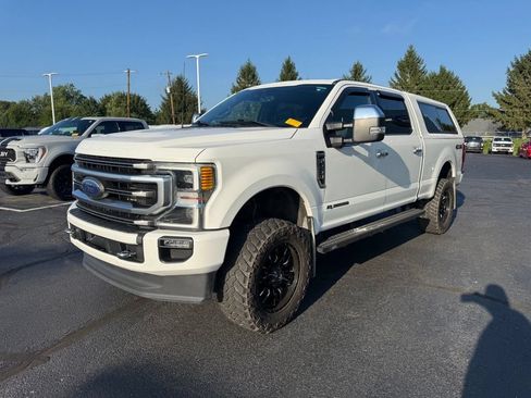 Used 2022 Ford F250 Platinum AWD/4WD image 2