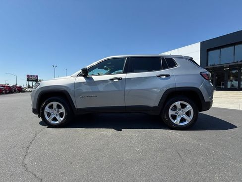 Used 2023 Jeep Compass Sport AWD/4WD image 5