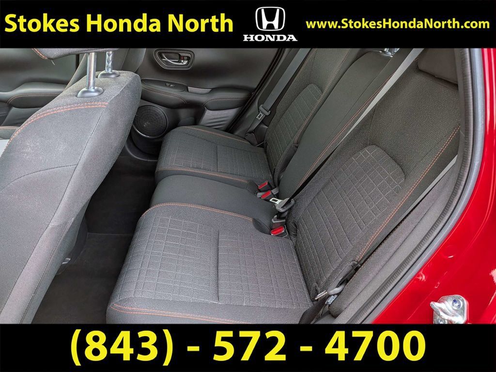 Used 2025 Honda HR-V Sport image 16