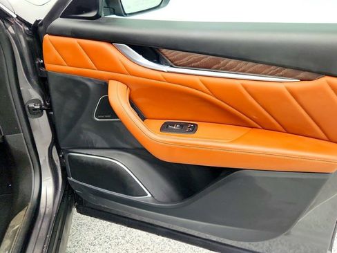 Used 2022 Maserati Levante Modena image 26