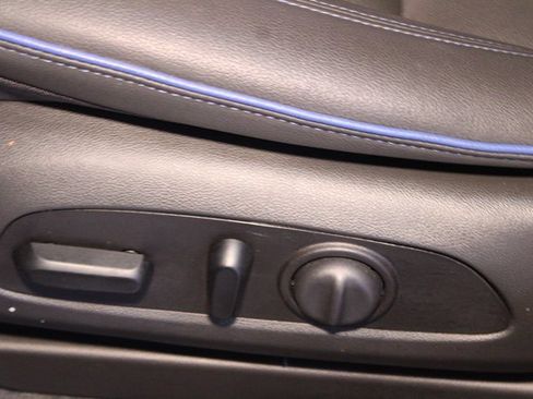 Used 2025 Buick Envista Sport Touring image 19