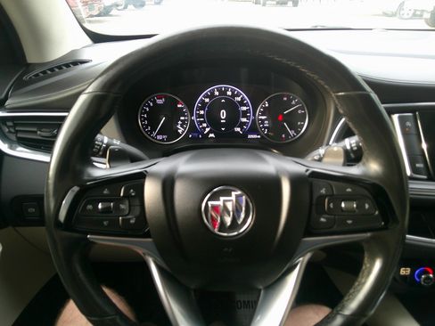 Used 2023 Buick Enclave Avenir w/ Avenir Technology Package image 24