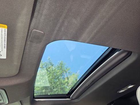 Certified 2026 GMC Sierra 1500 SLT w/ SLT Premium Plus Package image 6