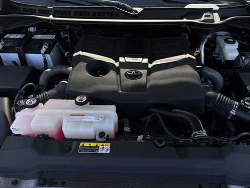 Used 2023 Toyota Tundra SR5 image 29