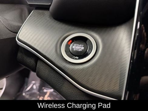 Used 2024 Jeep Grand Cherokee L Altitude image 23