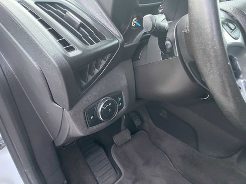 Used 2018 Ford Transit Connect XLT image 20