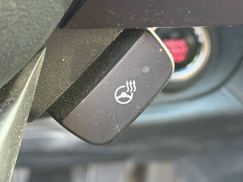 Used 2021 Subaru Outback Touring XT image 29