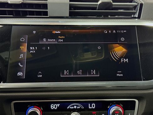 New 2025 Audi Q3 2.0T Premium image 14