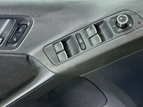 Used 2012 Volkswagen Tiguan S AWD/4WD image 20