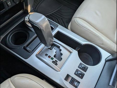 Used 2011 Toyota 4Runner Limited image 17