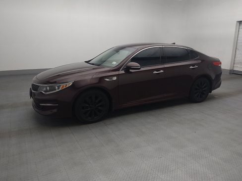 Used 2017 Kia Optima EX FWD image 2